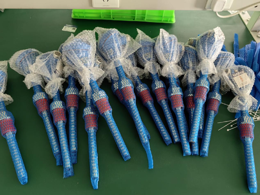 苏州南宫娱乐与上海新硕乐成告竣相助，，，，助力注塑行业生产