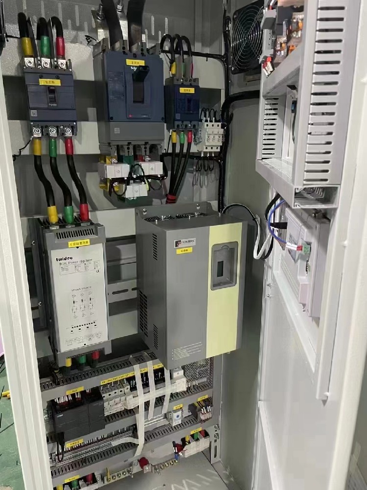 关于间歇性事情的负载，，，，，怎样选择合适的电力调解器以提高其使用寿命？？？？